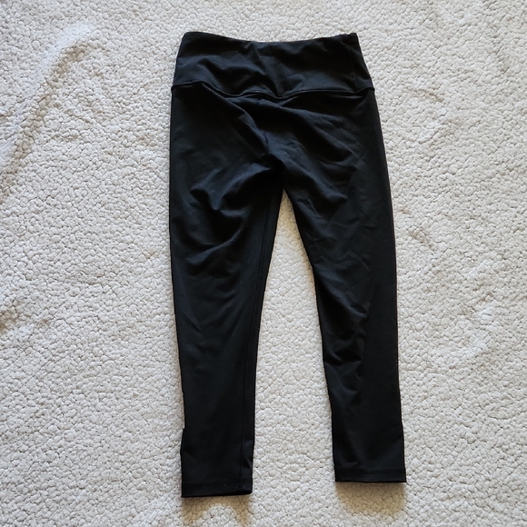 NIKE Black & White Athletic Joggers & VICTORIA SECRET SPORT Black Capri Leggings - Picture 14 of 16
